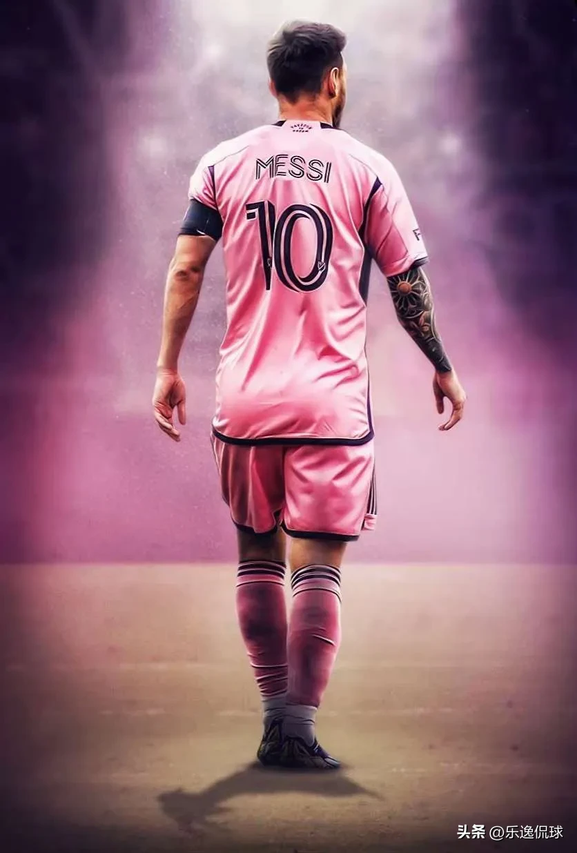 九游体育官网-梅西重返赛场，败北首场状态出色，曼联观众沸腾！赢得满堂喝彩(梅西在巴萨效力了多少年)