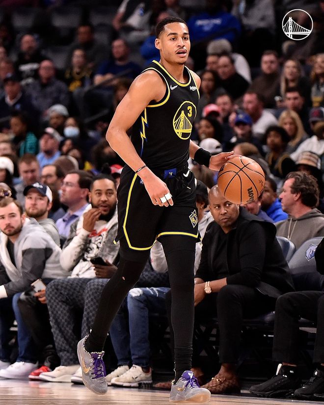 九游体育下载-关于孟菲斯灰熊迎全明星赛关键赛，窗口期队长鼓劲，话题不断，赛程密集仍需轮换的信息